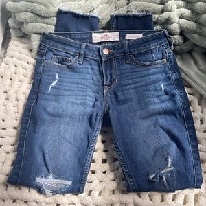 hollister ripped dark denim jeans. size 1R